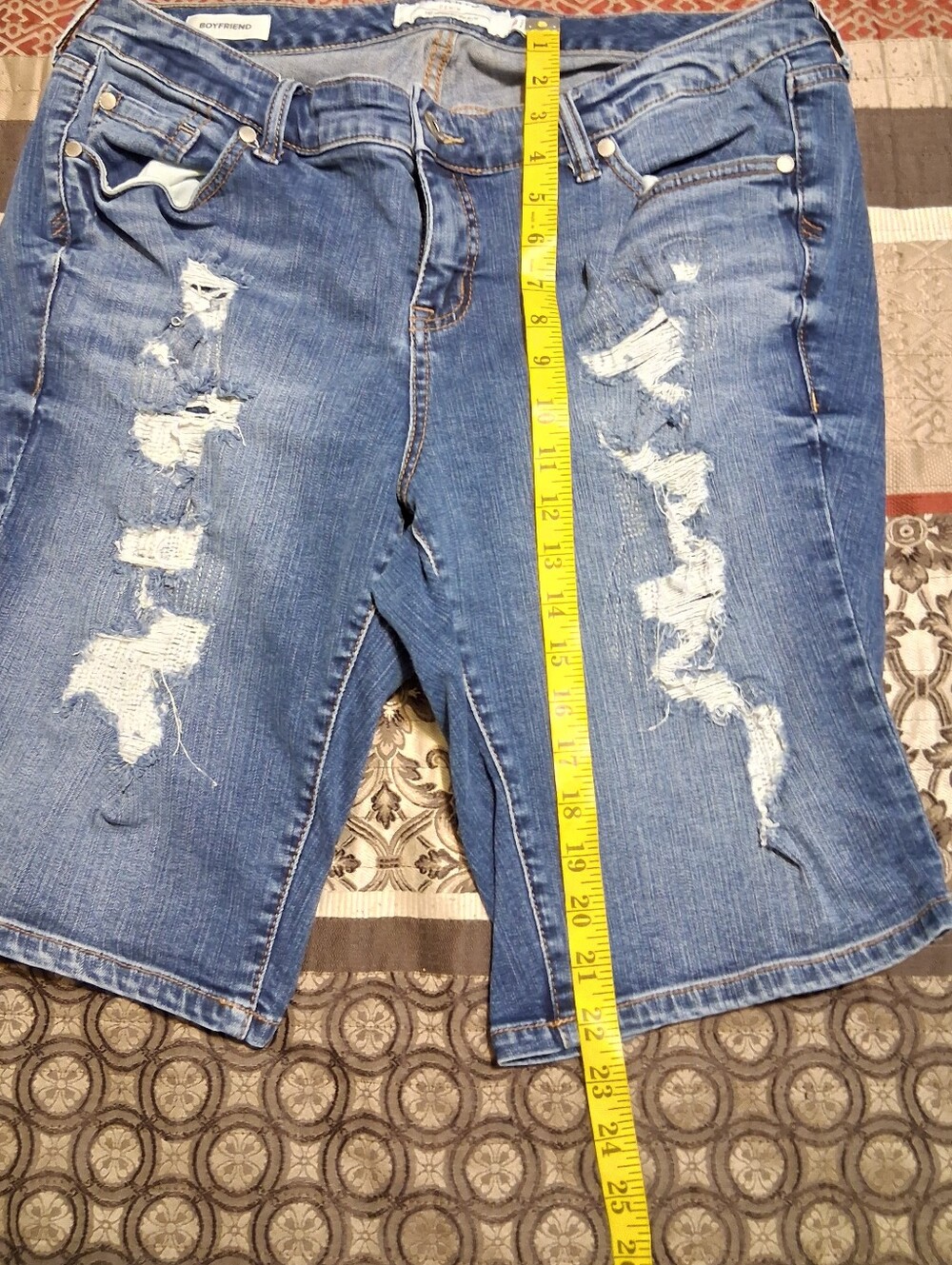 torrid Denim Two Piece Set- Light and Medium Wash Blue Boyfriend Short Summer - Picture 6 of 12